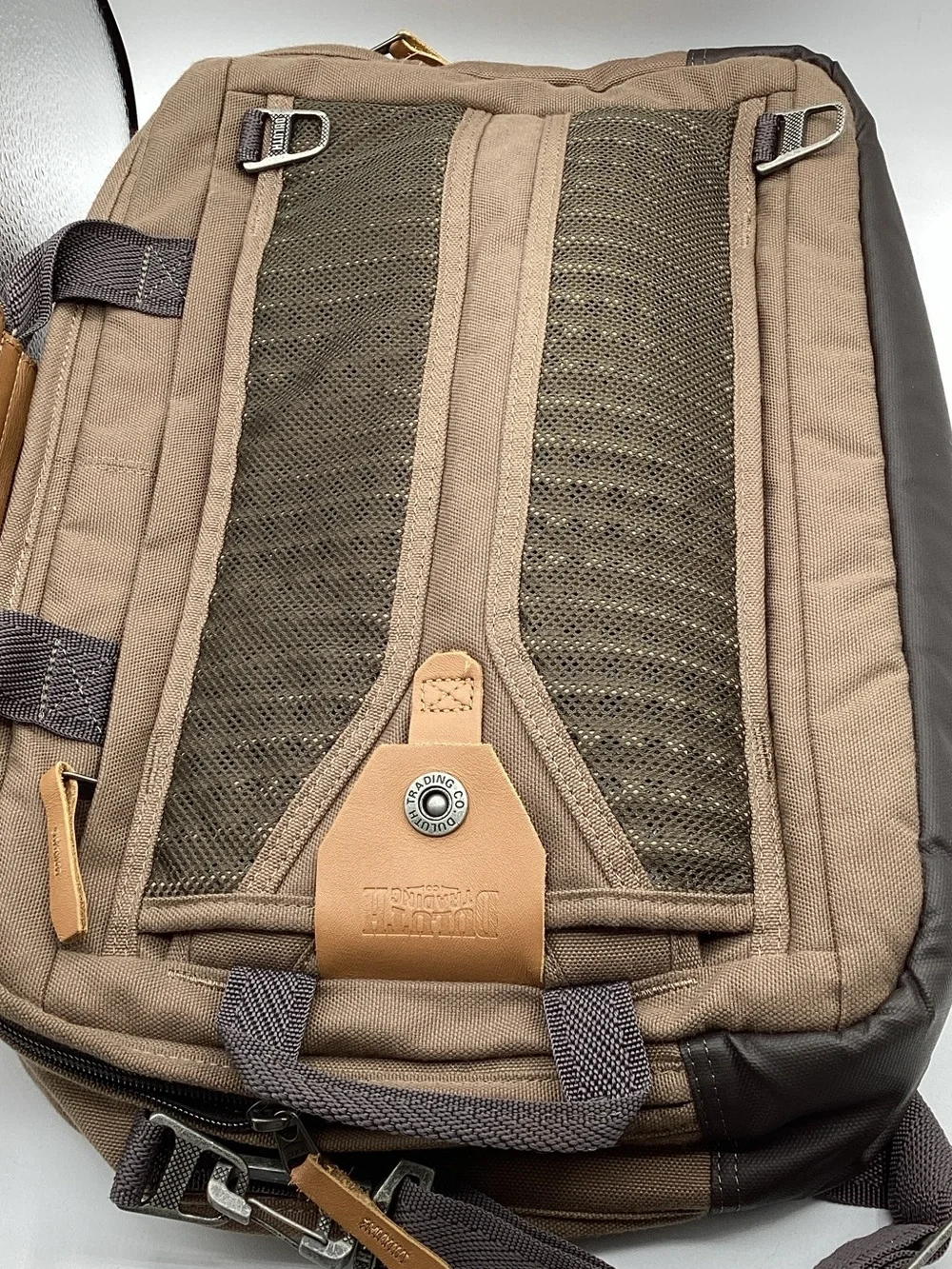 Duluth Trading Co two tone